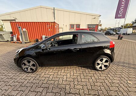 Kia Rio Spirit/Shz+Lhz/Pdc h/Klima/Keyless-Go