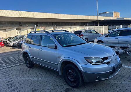 Mitsubishi Outlander 2.4 Sport 4x4,127.000KM, Automatik