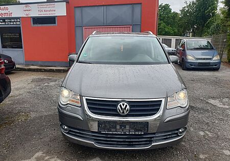 VW Touran Volkswagen United 1.4 TSI 103kW ,7-Sitzer,AHK,Navi
