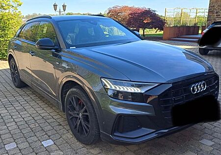 Audi Q8 50 TDI quattro S line Plus Panorama*Leder*Top