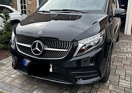 Mercedes-Benz V 300 d Aut. Allrad+AHK+LED+AMG+DIS