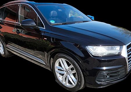 Audi Q7 3.0 TDI quattro tiptronic - Vollausstattung