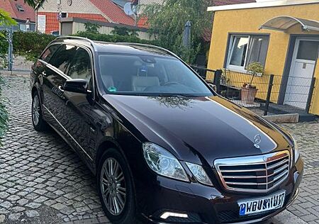 Mercedes-Benz E 350 CDI 4MATIC T BlueEFF. ELEGANCE ELEGANCE