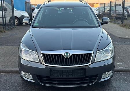 Skoda Octavia Combi Family Automatik "1,.4 TSI"TÜV NEU
