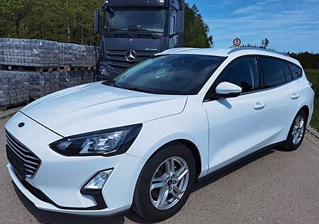 Ford Focus Turnier Cool & Connect