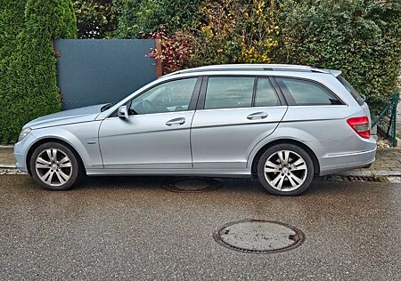 Mercedes-Benz C 180 CGI T BlueEFFICIENCY AVANTGARDE AVANTGARDE