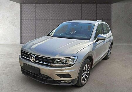 VW Tiguan Volkswagen 2,0 TDI DSG Comfortline 4Motion AHK LED