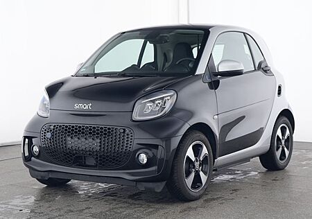 Smart ForTwo EQ passion *Exclusive*Kamera*22 kW*Pano*