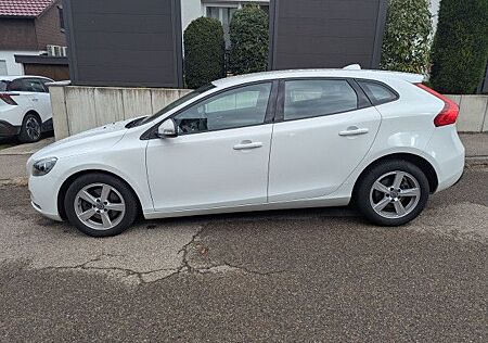 Volvo V40 D2 LINJE YOU! LINJE YOU!
