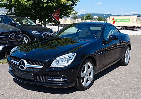 Mercedes-Benz SLK 200 Roadster"NAVI"LEDER"PANO"BI-XENON"SHZ"