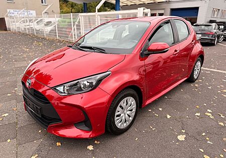 Toyota Yaris gebraucht kaufen Toyota Yaris Hybrid Business Edition *Navi*
