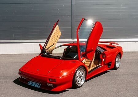 Lamborghini Diablo, 45,000 EUR engine rebuild