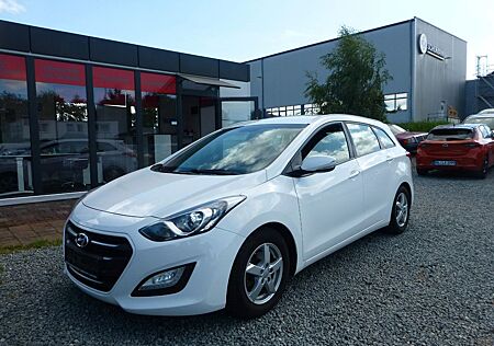 Hyundai i30 cw Automatik Navi TÜV/AU NEU