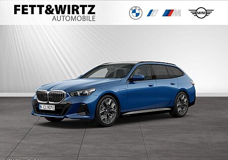 BMW 550e xDrive Touring M Sport|AHK|20"LMR|Pano|B&W