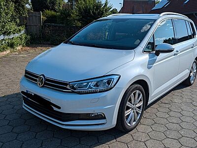Volkswagen Touran 2.0 TDI SCR 140kW DSG Highline TÜV neu
