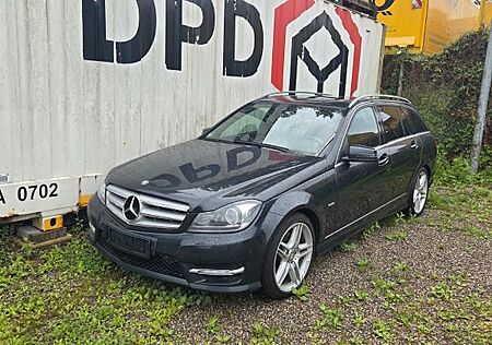 Mercedes-Benz C 300 CDI 4MATIC T AVANTGARDE Autom. AVANTGARDE