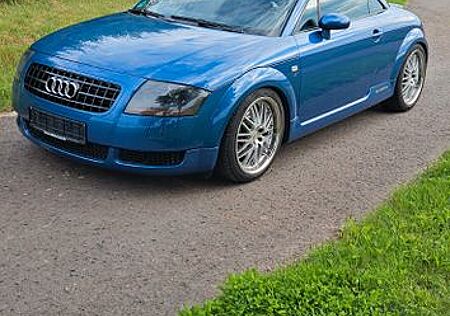 Audi TT 8N Coupe 1.8T quattro