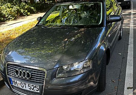 Audi A3 1.6 tiptronic Ambiente Sportback Ambiente