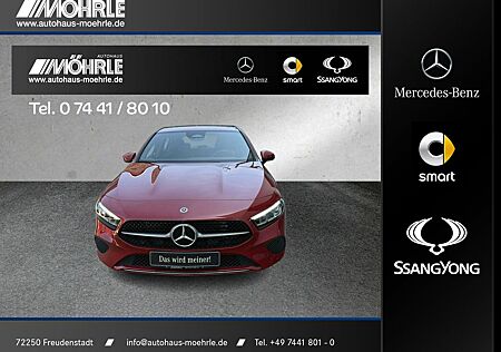 Mercedes-Benz A 200 Progressive Line Advanced AHK Winterpaket