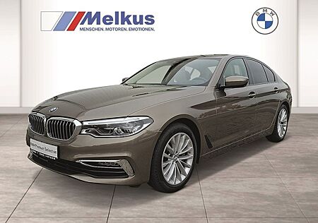 BMW 530d xDrive Luxury/Head-Up/Driving+/Soft Close/P