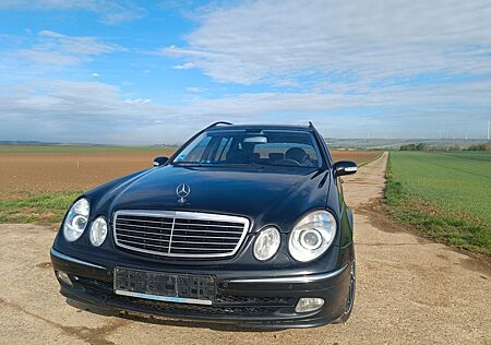 Mercedes-Benz E 270 CDI T AVANTGARDE Avantgarde