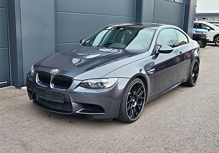 BMW M3 Coupé Individual Schaltgetriebe Bi-Xenon Navi