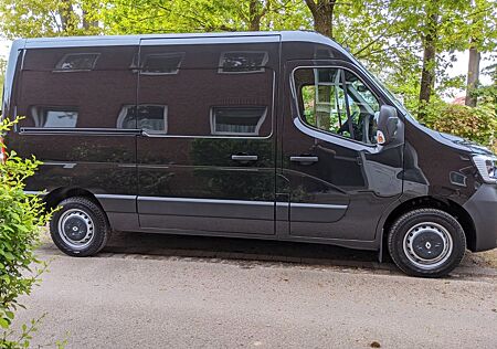 Renault Master mit Campingvorb. 5 Jahre alt 1. Hand