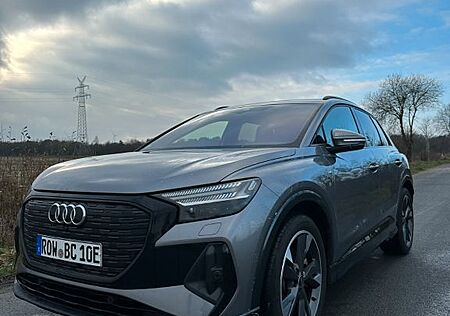 Audi Q4 e-tron 50 quattro - S line