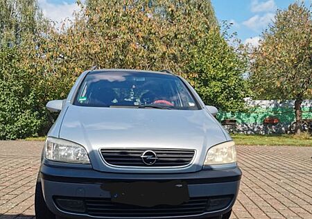 Opel Zafira 1.8 16V Elegance Elegance