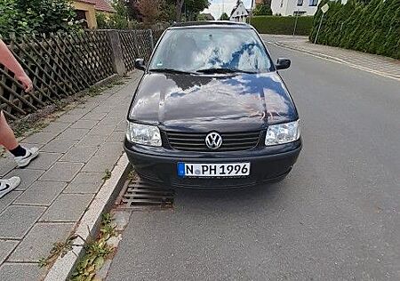 VW Polo Volkswagen 1.0 Basis