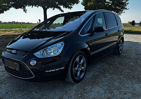 Ford S-Max 2,2 TDCi 147kW DPF Titanium Autom. Tit...