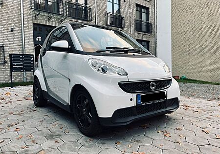 Smart ForTwo coupé 1.0 45kW - mit diversen Extras
