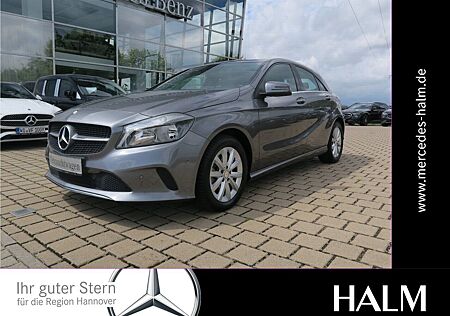 Mercedes-Benz A 180 Style Automatik Business-Paket Spur-Paket