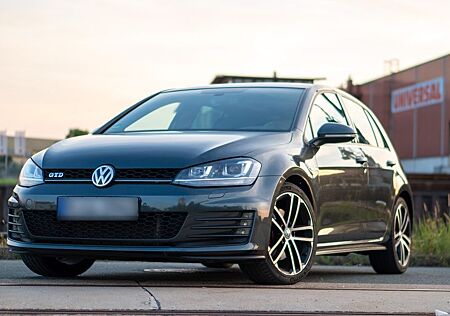 VW Golf Volkswagen 2.0 TDI BMT GTD GTD