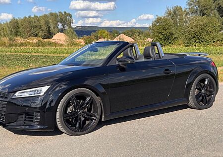 Audi TT Roadster 2.0 TFSI S tronic -