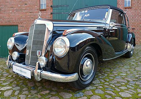 Mercedes-Benz 220 A Cabriolet FIVA Pass, deutsches Fahrzeug