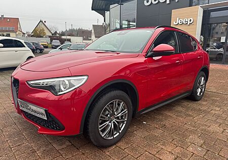 Alfa Romeo Stelvio Super Q4 AT8 KAMERA MEMORY LEDER SITZHZG