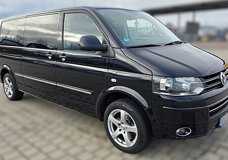 VW T5 Multivan Volkswagen Highline | VIP Shuttle | lang