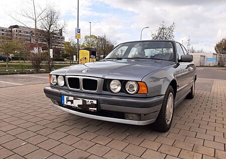 BMW 520i E34