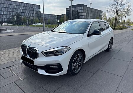 BMW 118i Sport Line Sport Line