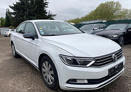 VW Passat Volkswagen Lim. Trendline BMT/Start-Stopp
