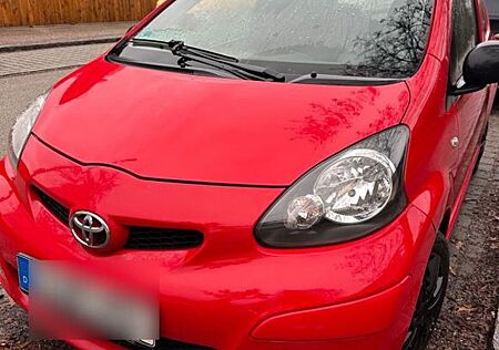 Toyota Aygo (X) Aygo (X) 1,0-l-VVT-i -