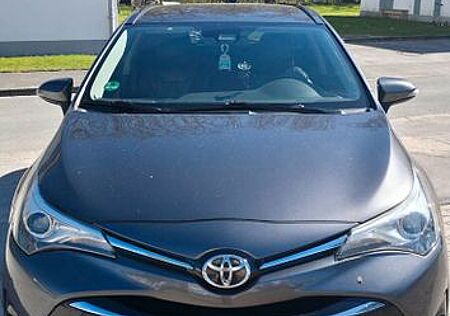 Toyota Avensis 2,0-l-D-4D Edition S+ Touring Sports...