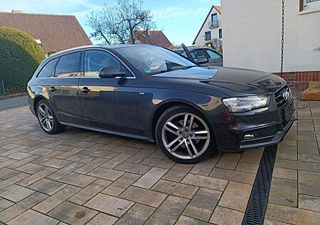 Audi A4 Avant Ambiente quattro S-line Selection