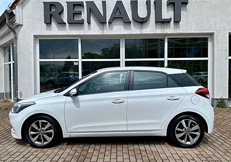 Hyundai i20 1.0 T-GDI blue 74kW*Klima*SHZ*ALU*