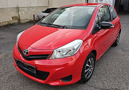 Toyota Yaris 1,0-l-Dual-VVT-i -