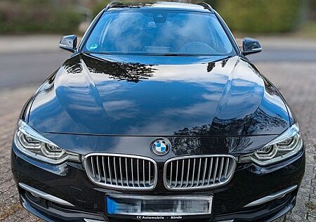 BMW 320d xDrive Touring Luxury Line P. Auto. Lux...