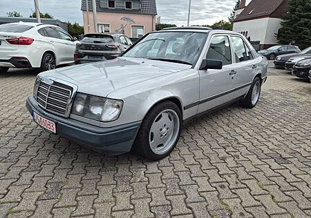 Mercedes-Benz E 260