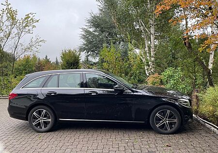 Mercedes-Benz C 180 T Autom. -