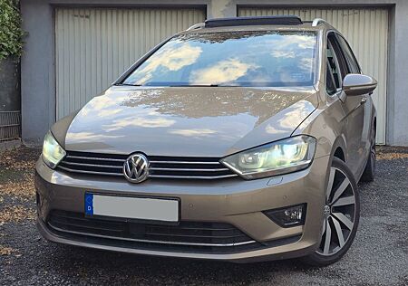 VW Golf Sportsvan Volkswagen Golf 7 Sportsvan 2.0 TDI HIGHLINE DSG BMT PANO